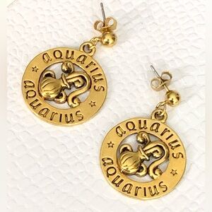 Vintage Signed AXON Gold Plated Aquarius Zodiac Earrings